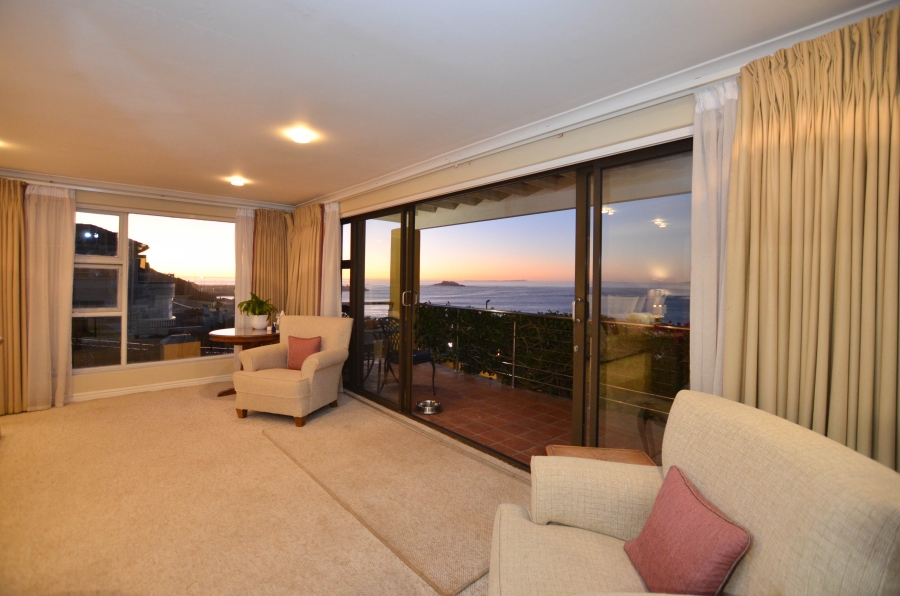 3 Bedroom Property for Sale in Yzerfontein Western Cape